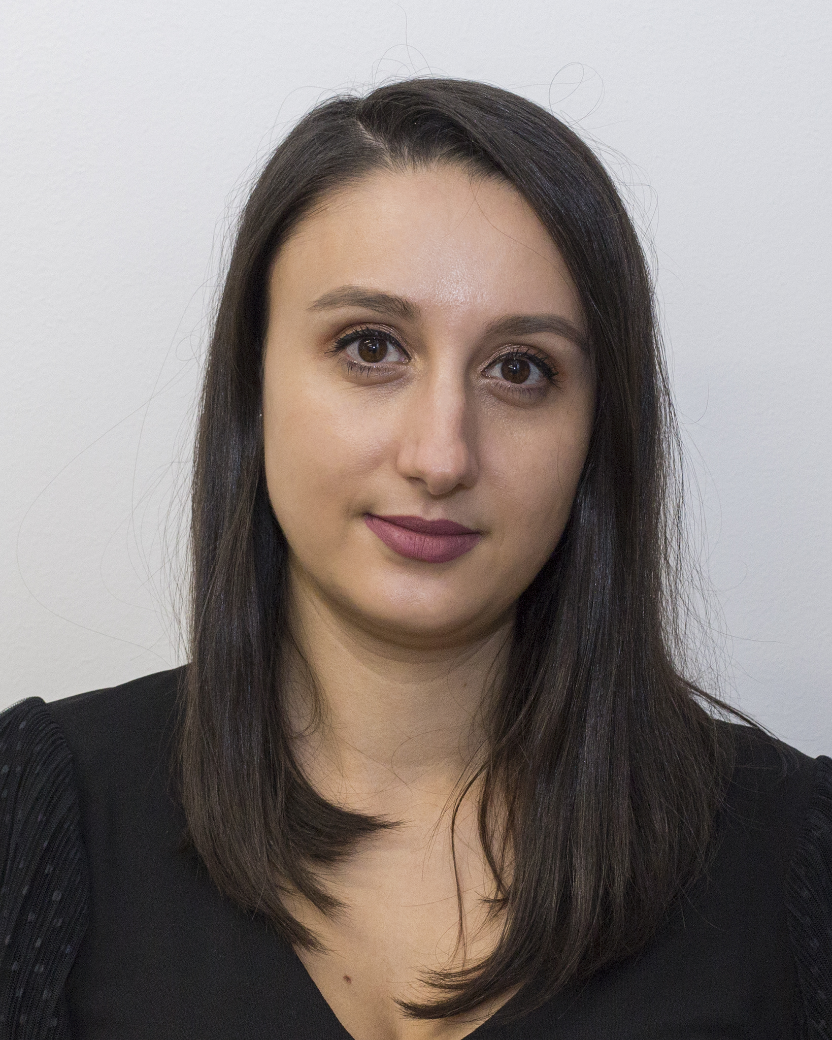 Andreea Savin - Atelierul de Panza