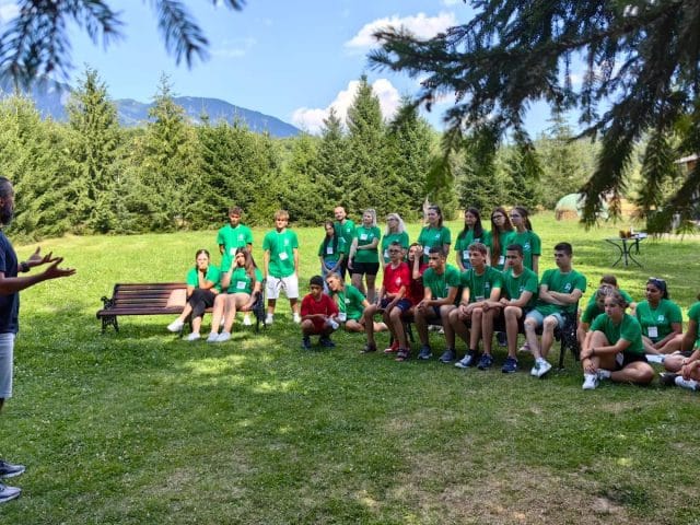 Tabăra Eco Provocarea 2025: Finalul unui an de implicare și consolidare a  unei comunități de 1.500 de ecoambasadori elevi